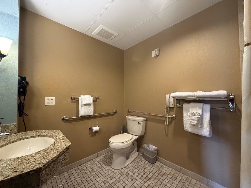 Enjoy prime first-floor living with this condo perfectly - photo 21