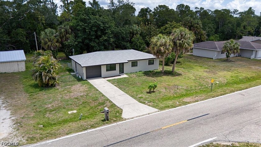 This property is located in one of the most popular areas of - photo 4