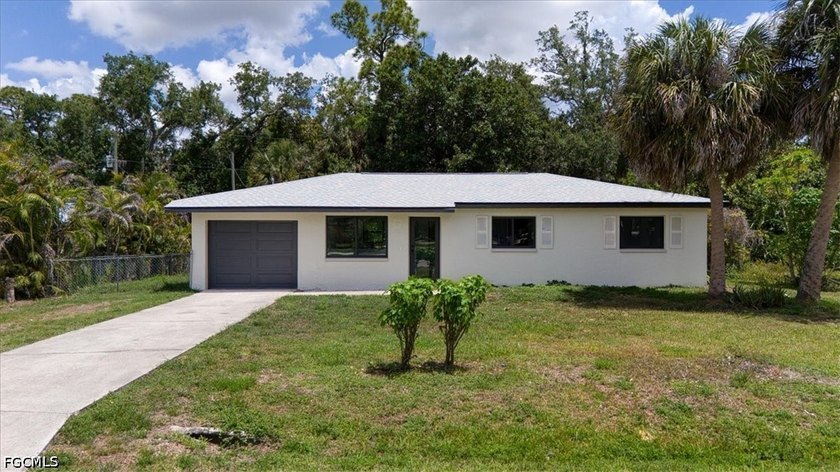 This property is located in one of the most popular areas of - photo 7