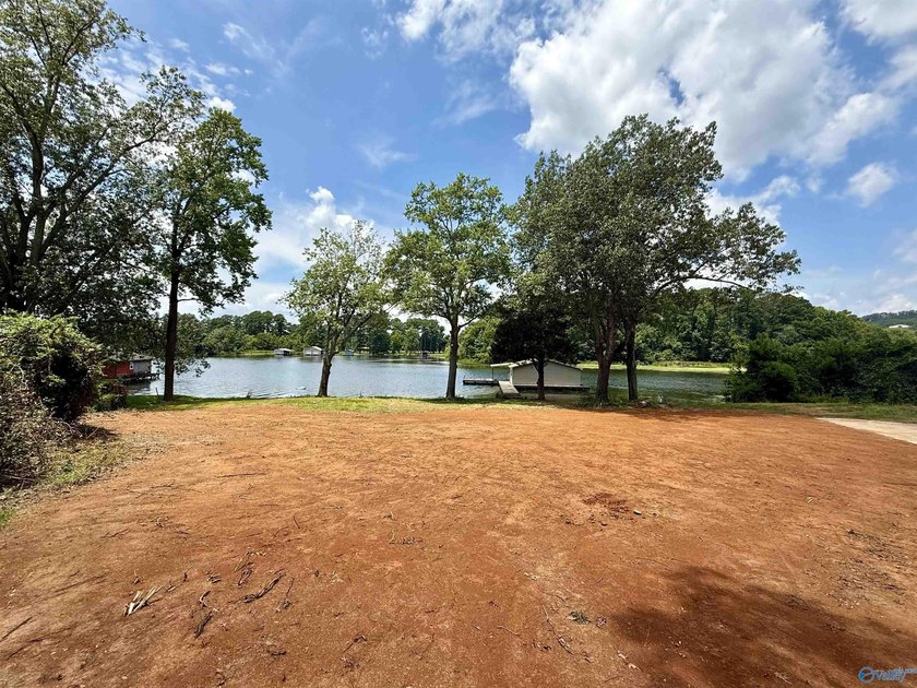 Waterfront opportunity on Lake Guntersville, located just off - photo 2
