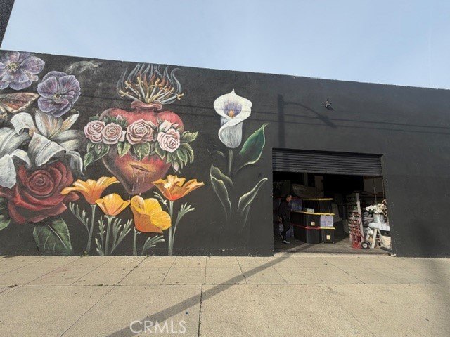 FANTASTIC LOCATION!!! One block east of CA 110 fwy, just blocks - photo 8