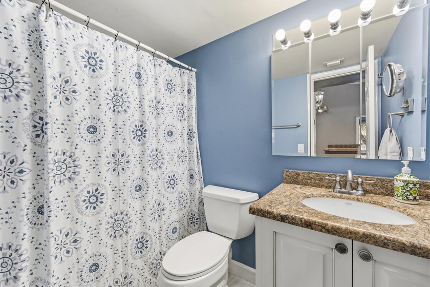 Beautifully updated 2BR/2BA condo located in the desirable - photo 16