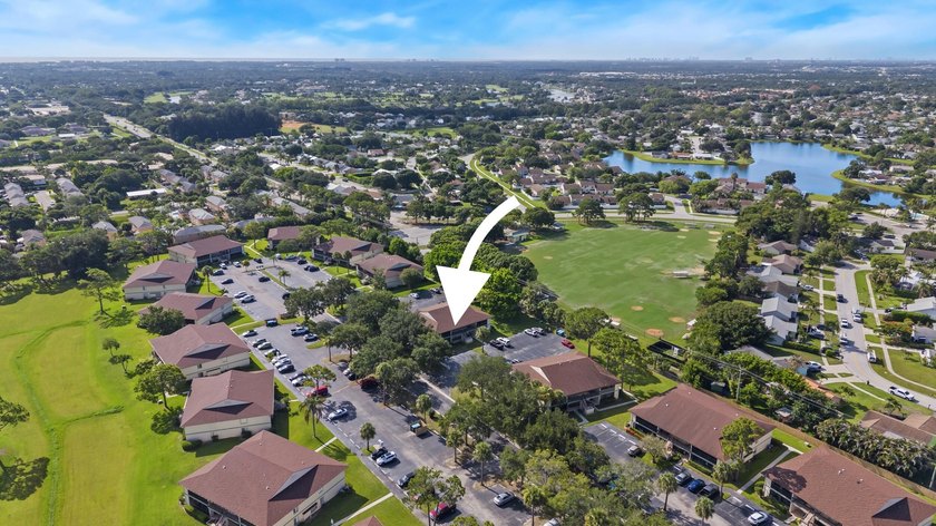 Beautifully updated 2BR/2BA condo located in the desirable - photo 23