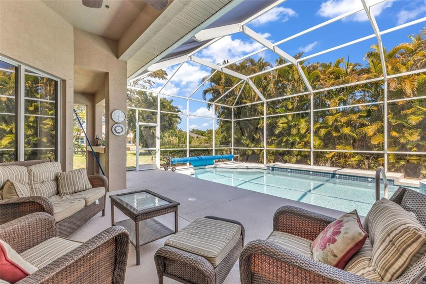 This GORGEOUS Double Lot (A 3rd Lot next door is available / - photo 8