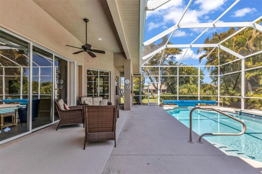 This GORGEOUS Double Lot (A 3rd Lot next door is available / - photo 9