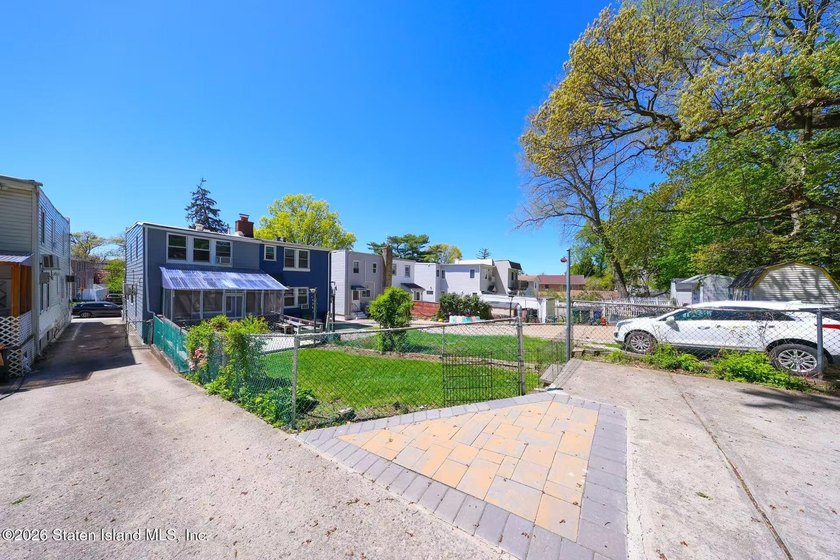Located in Little Neck, Queens and situated on huge 20x172 lot - photo 13