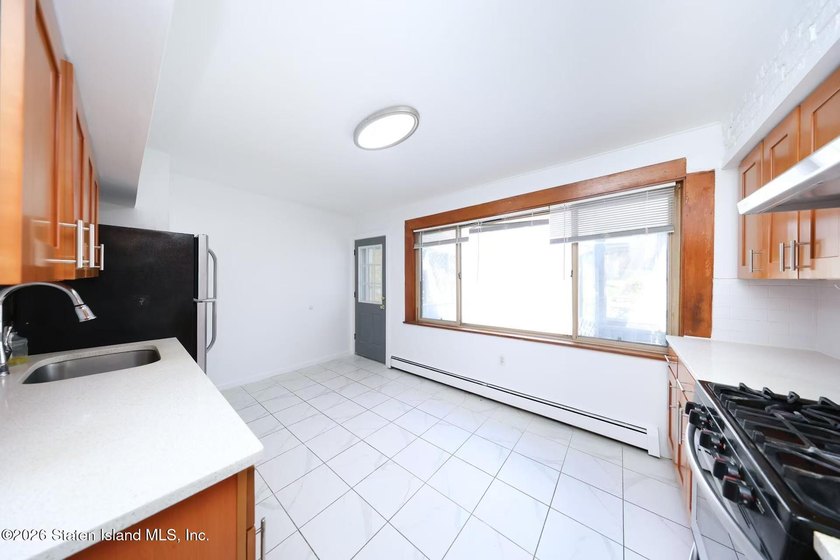 Located in Little Neck, Queens and situated on huge 20x172 lot - photo 17