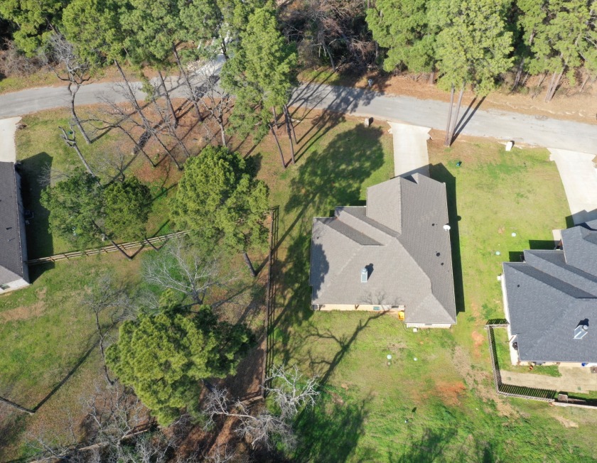 3/2/2 Brick Home in Lake Palestine Community - photo 6