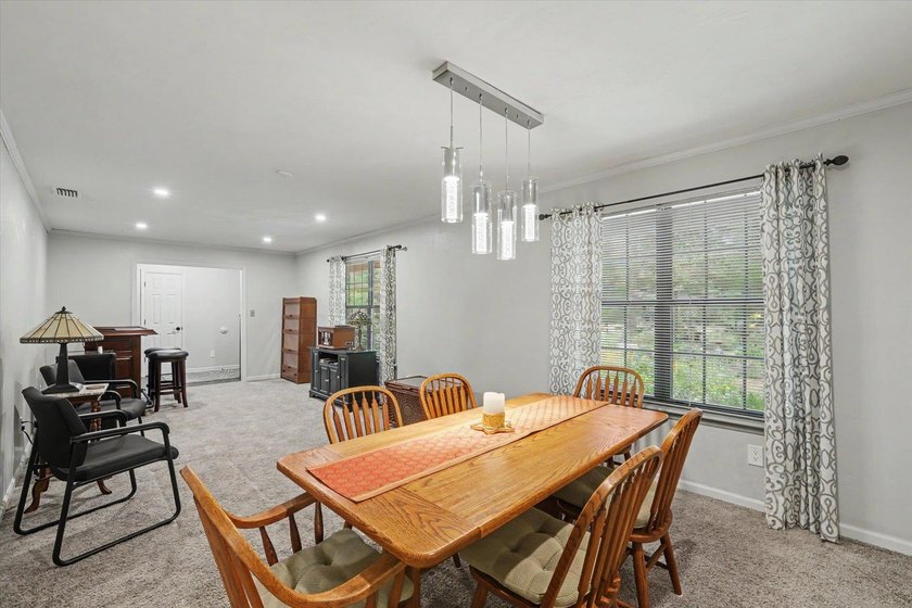 Private 2 acre retreat with above ground pool and outdoor living - photo 13