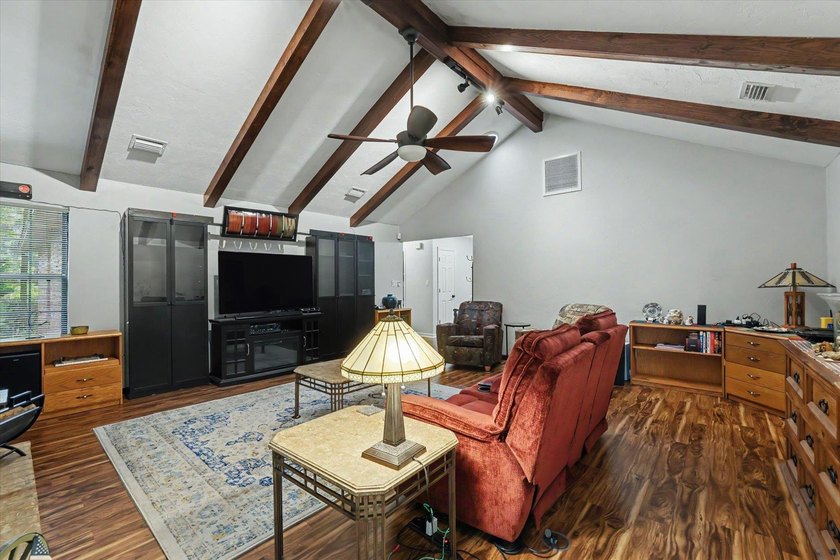 Private 2 acre retreat with above ground pool and outdoor living - photo 29
