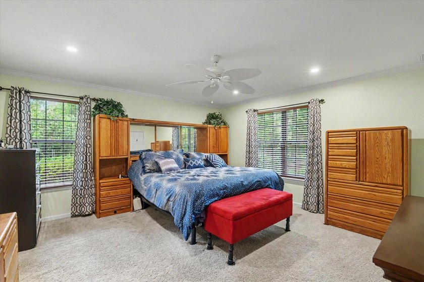 Private 2 acre retreat with above ground pool and outdoor living - photo 41