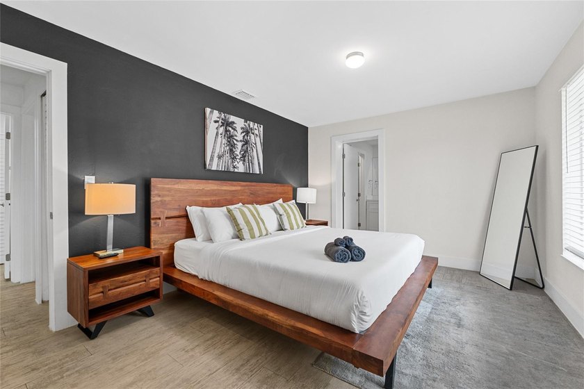 With no HOA, a turnkey living experience, and thoughtfully - photo 14