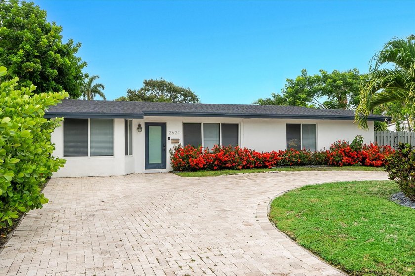 With no HOA, a turnkey living experience, and thoughtfully - photo 38