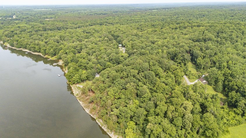 Outstanding TN River Waterfront Property! Rarely does an - photo 5
