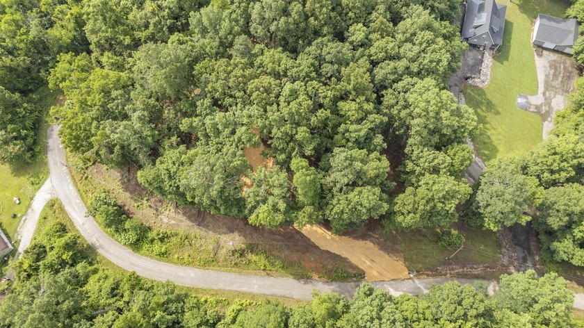 Outstanding TN River Waterfront Property! Rarely does an - photo 8