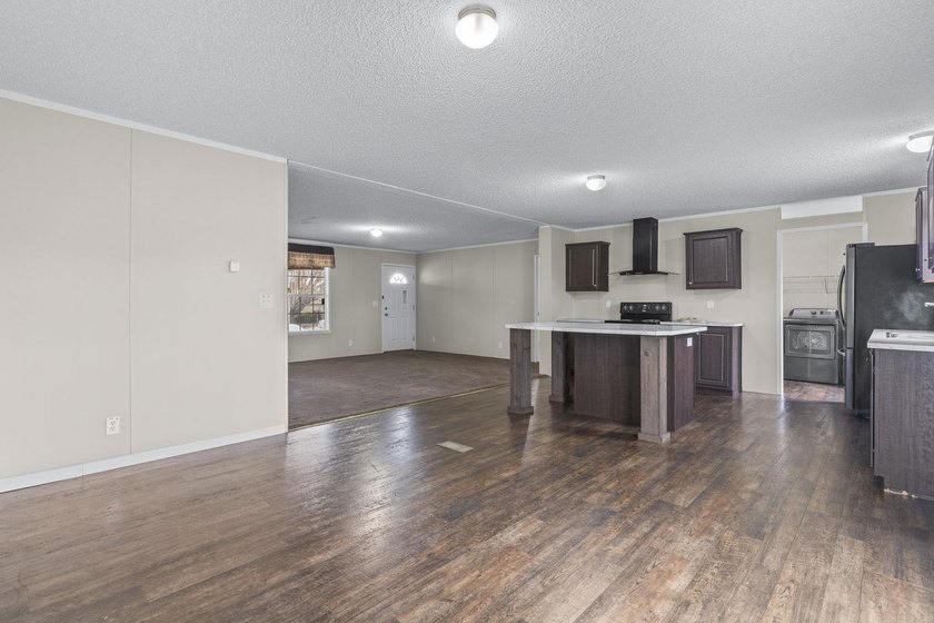 Five-bedroom, two-bathroom, single-story ranch home located one - photo 13