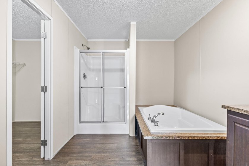 Five-bedroom, two-bathroom, single-story ranch home located one - photo 20