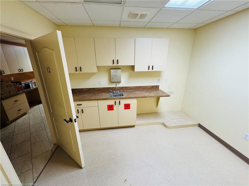 AdventHealth Leased Medical Office Building - Sebring, Florida - photo 23
