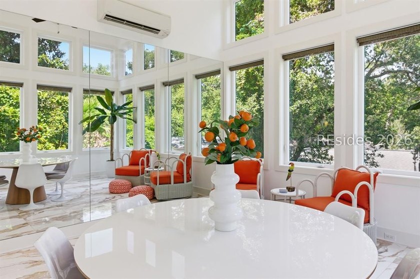 Stunning Custom-Built 4-Bedroom Home in Prime Folly Field - photo 23