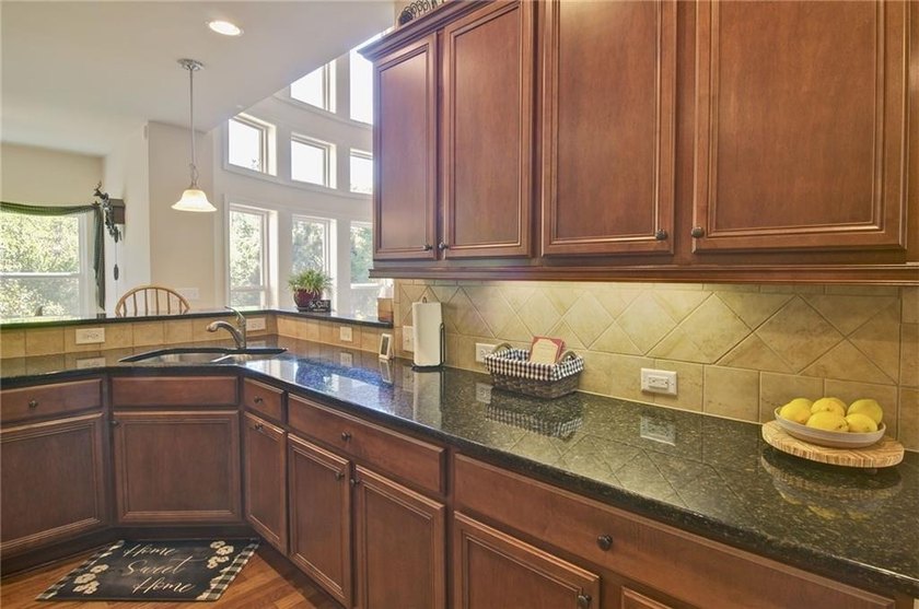 Experience luxury lake living at its finest in this exceptional - photo 26