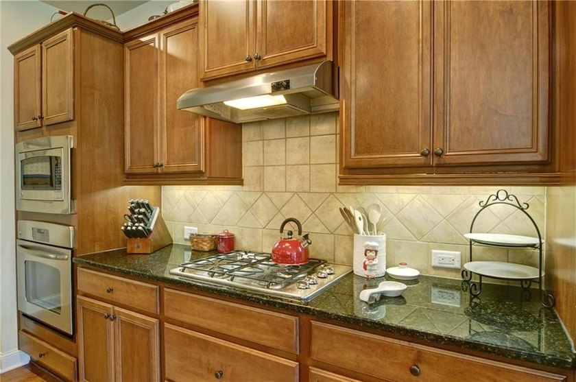 Experience luxury lake living at its finest in this exceptional - photo 28