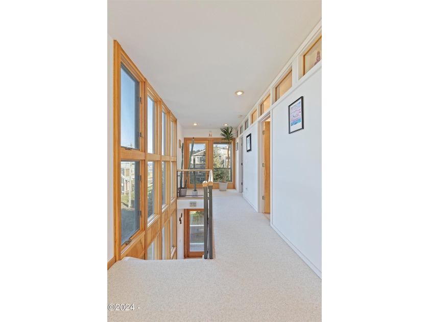 Motivated seller, submit all offers! Roads End Oceanview home - photo 34