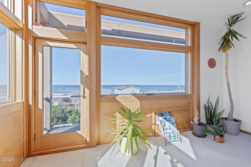 Motivated seller, submit all offers! Roads End Oceanview home - photo 39