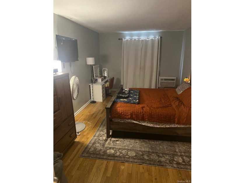 Beautiful All New, 1 bedroom co-op apartment! This is a must see - photo 11