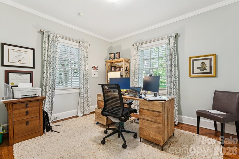 Exceptional opportunity in Myers Park! This 1.5-story, daylight - photo 16