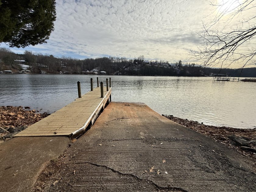 Build Your Smith Mountain Lake Dream Retreat! Secure this - photo 8
