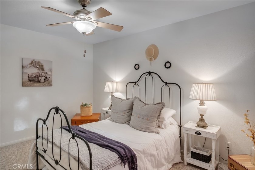 Welcome to Apple Valley and this beautiful home with 3 bedrooms - photo 20