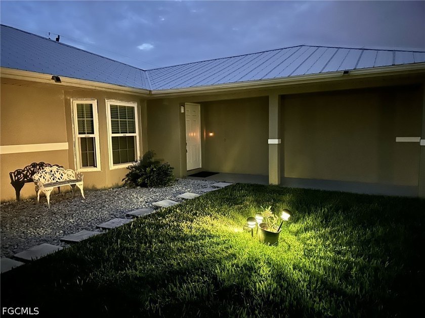 NEGOTIABLE ... An investors great opportunity with strong rental - photo 3