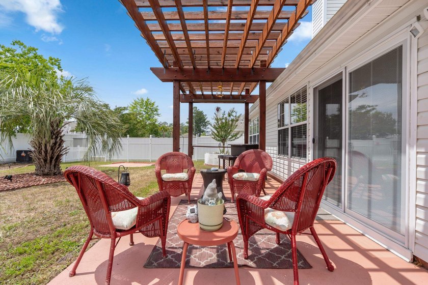 Welcome home to a well maintained three bedroom, two bath home - photo 29