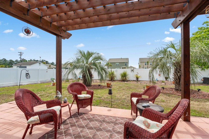 Welcome home to a well maintained three bedroom, two bath home - photo 34