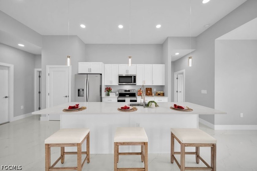 Price Improved! New construction in Cape Coral under $360K - photo 5