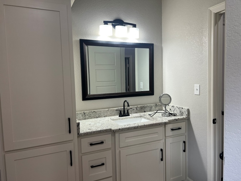 3/2/2 Brick Home in Lake Palestine Community - photo 25