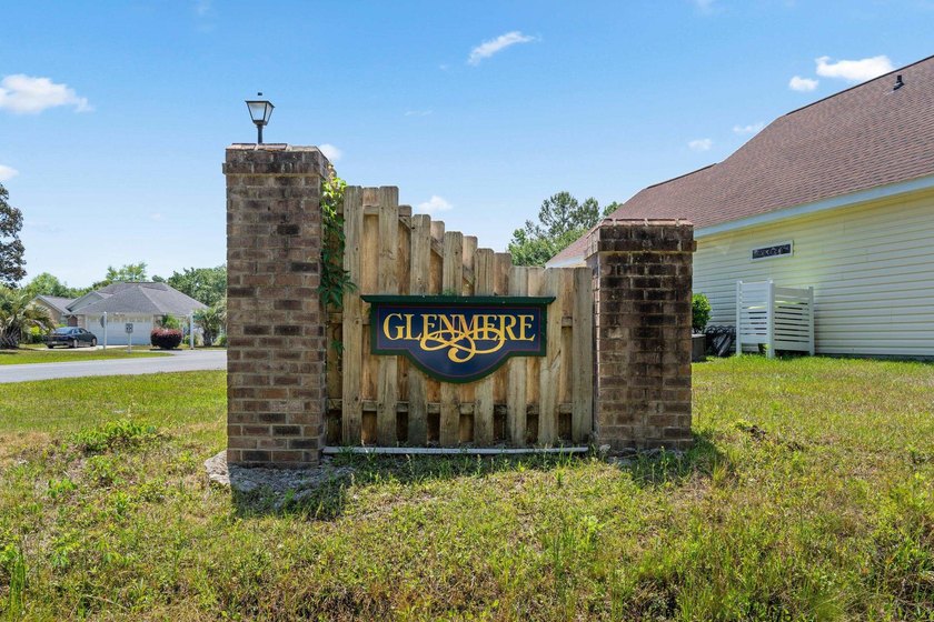 Welcome home to a well maintained three bedroom, two bath home - photo 46