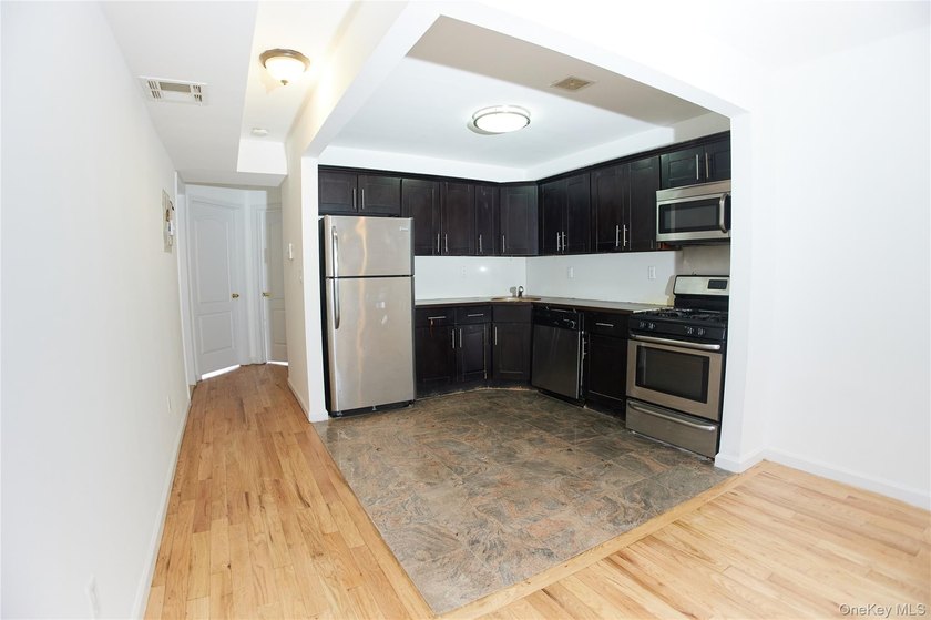 Welcome to this beautiful Condo featuring a private laundry room - photo 10