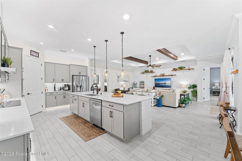 Model-inspired 3 bedroom + flex room, 3 full baths, 3 car garage - photo 13