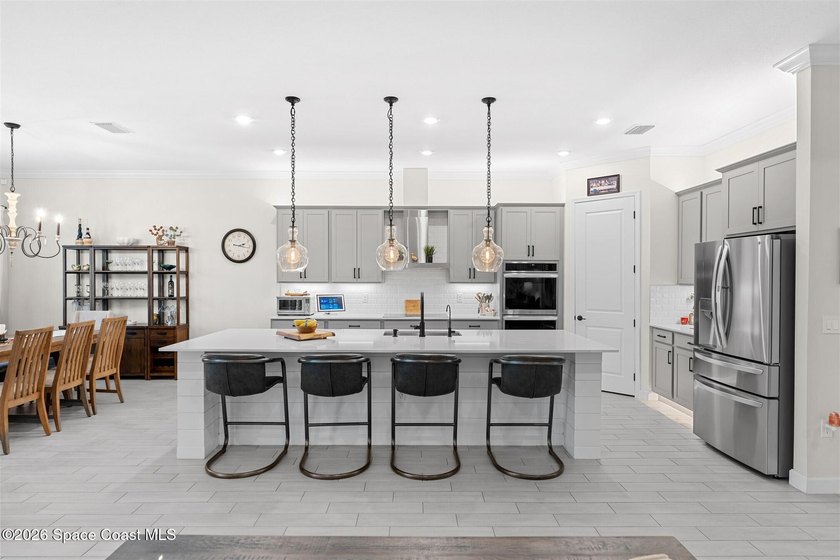 Model-inspired 3 bedroom + flex room, 3 full baths, 3 car garage - photo 14