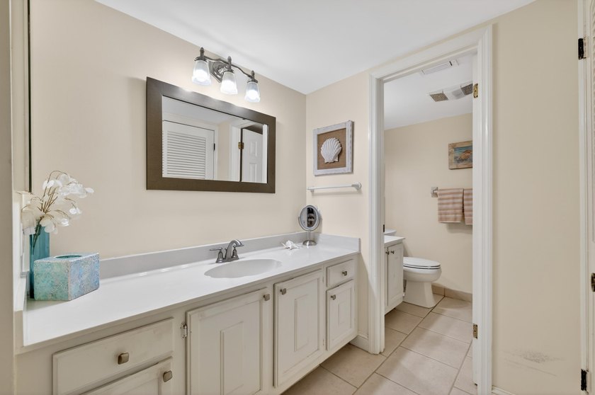 Hutchinson Island! Ocean Village! Beautiful 2 bedroom 2 bath - photo 24
