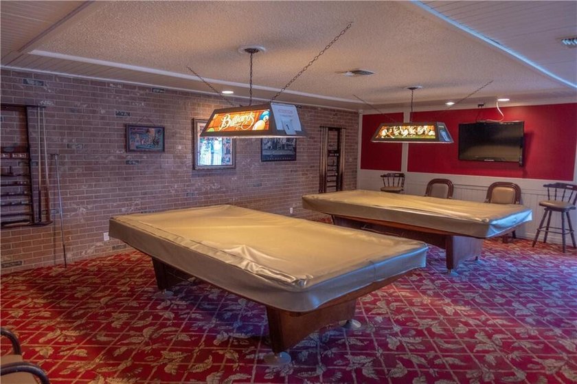 Motivated Seller!! Move-in ready 2BR/2BA 2nd-floor corner condo - photo 26