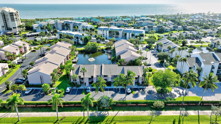 Hutchinson Island! Ocean Village! Beautiful 2 bedroom 2 bath - photo 32