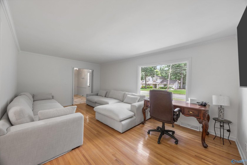 Welcome home to this classic two-story home, perfectly - photo 7