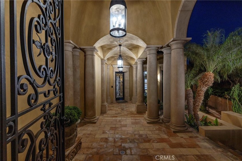 Set within the guarded and patrolled gates of Pelican Crest - photo 2