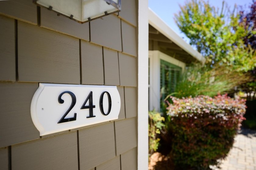 Absolutely spectacular Craftsman-style home on a quiet lane in - photo 18