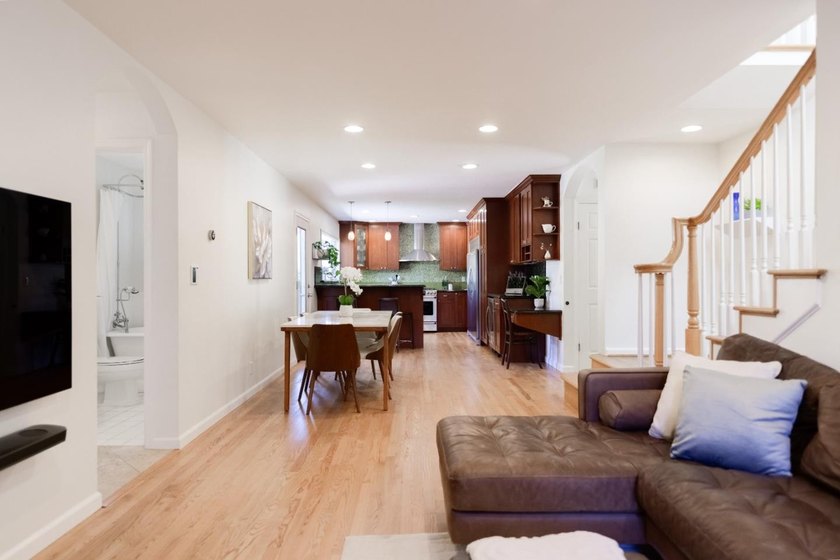 Absolutely spectacular Craftsman-style home on a quiet lane in - photo 46