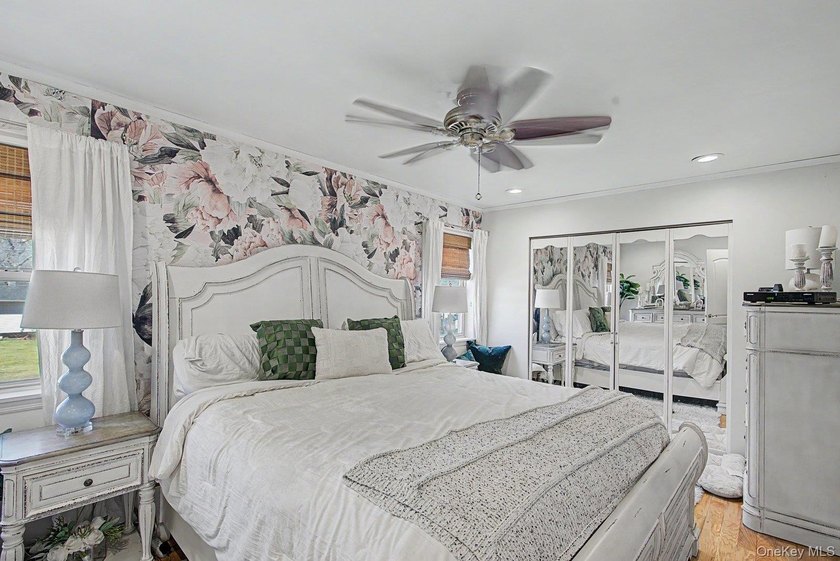 Welcome to 64 Sweetbriar Dr in Mastic - a spacious 6-bedroom - photo 14