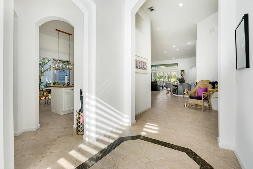 10916 Northgreen Dr - photo 4