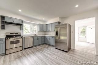 Welcome to this beautifully updated 3-bedroom, 1-bath home - photo 9